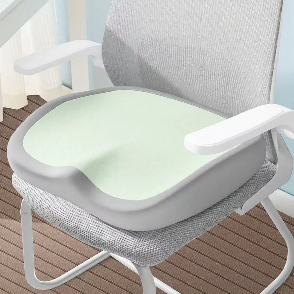 Seat cushion with back support made of memory foam