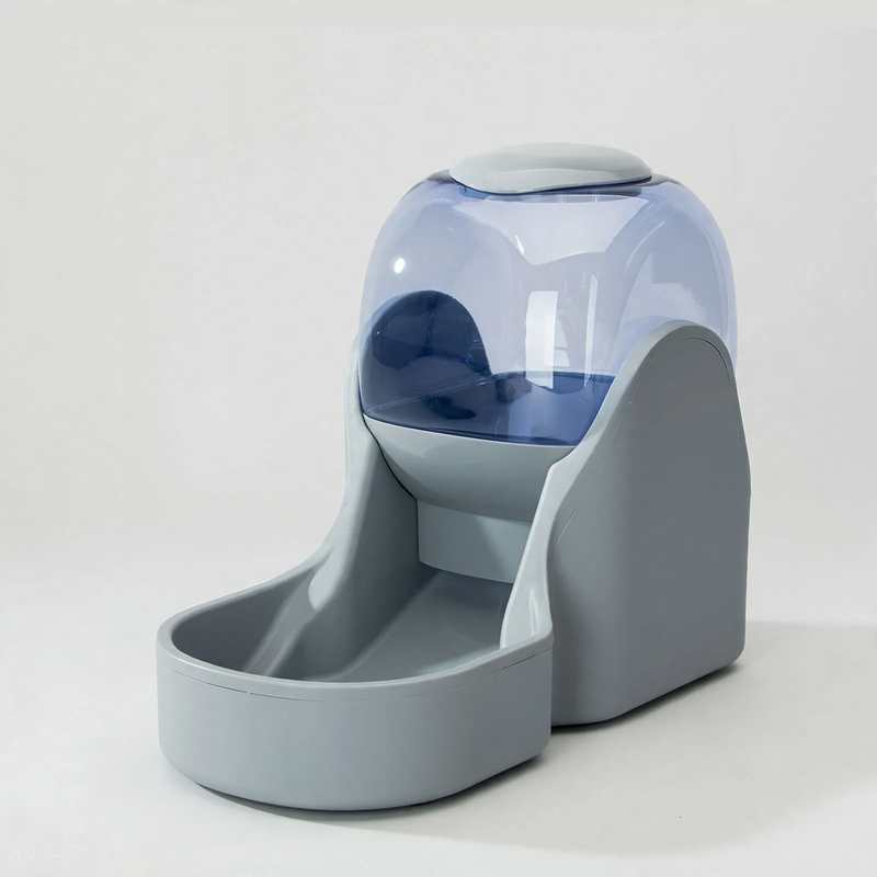Plastic pet feeding set with water bowl and food bowl