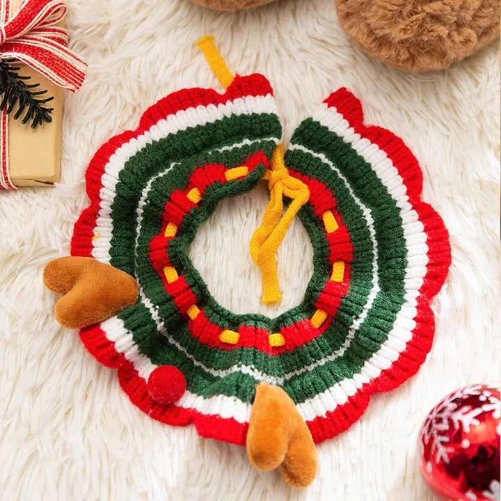 Knitted pet bandana with festive patterns