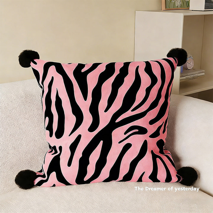 Cushions with zebra and leopard pattern, polyester, washable