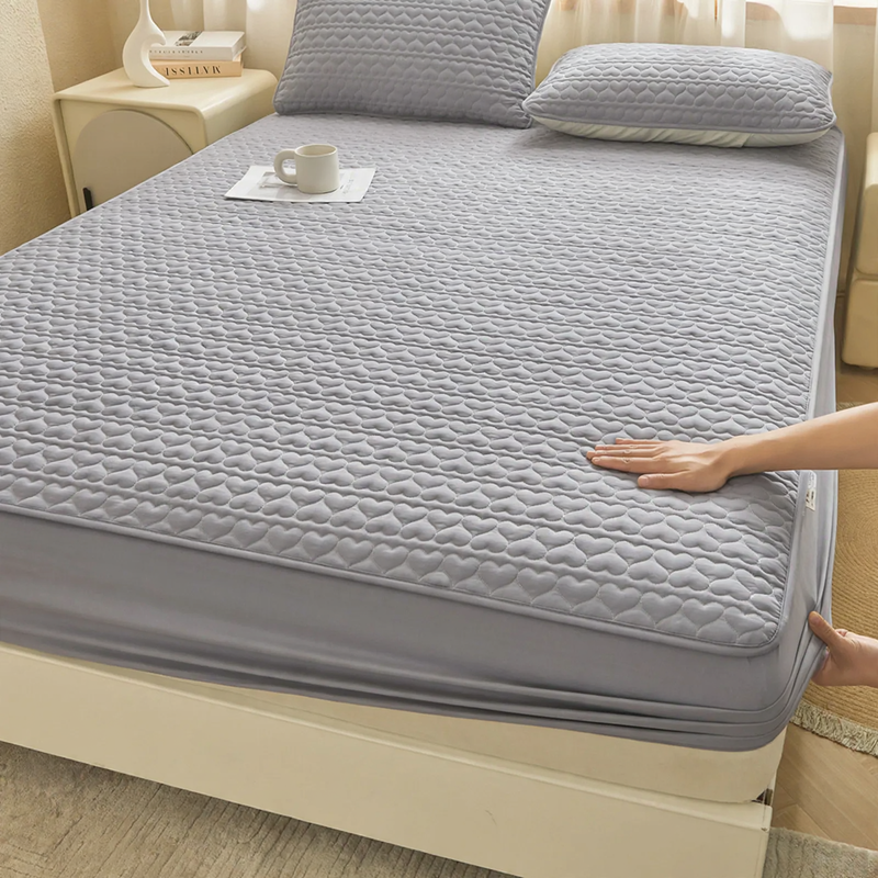Fitted sheet, synthetic, padded