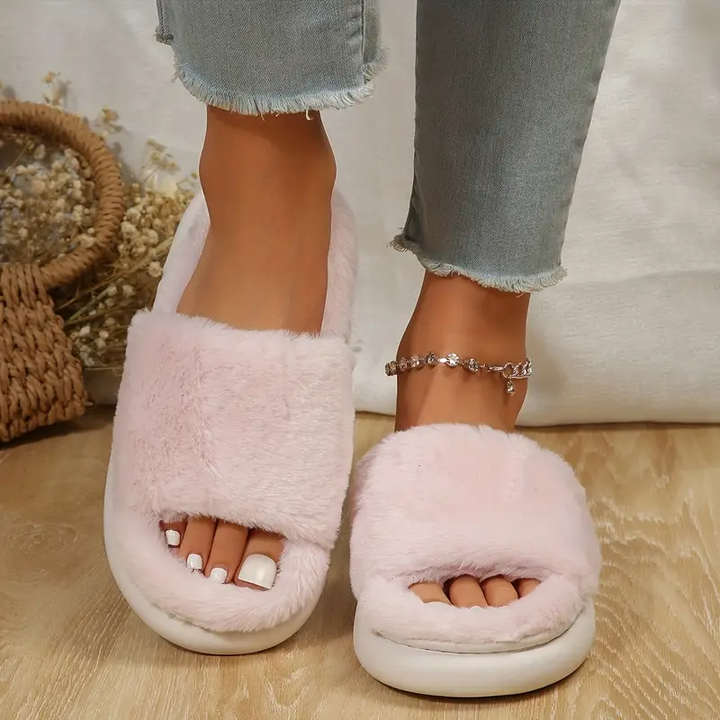 Cozy fur slides | Stornfield