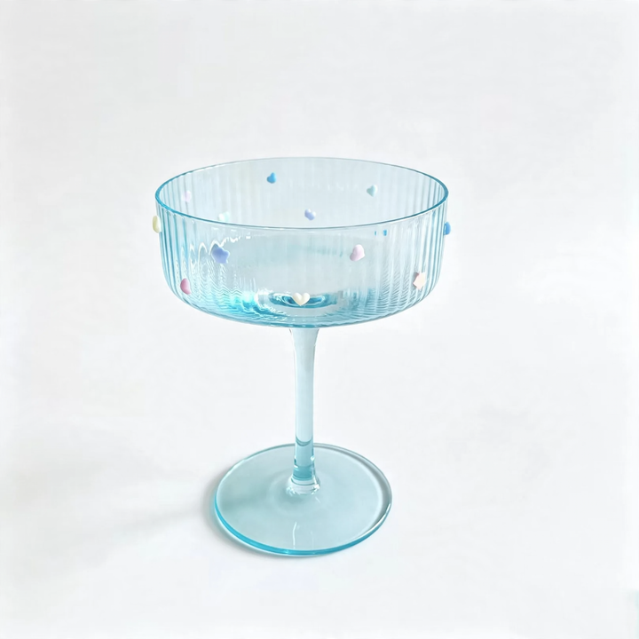 Wine glass, 601–700 ml, spherical shape