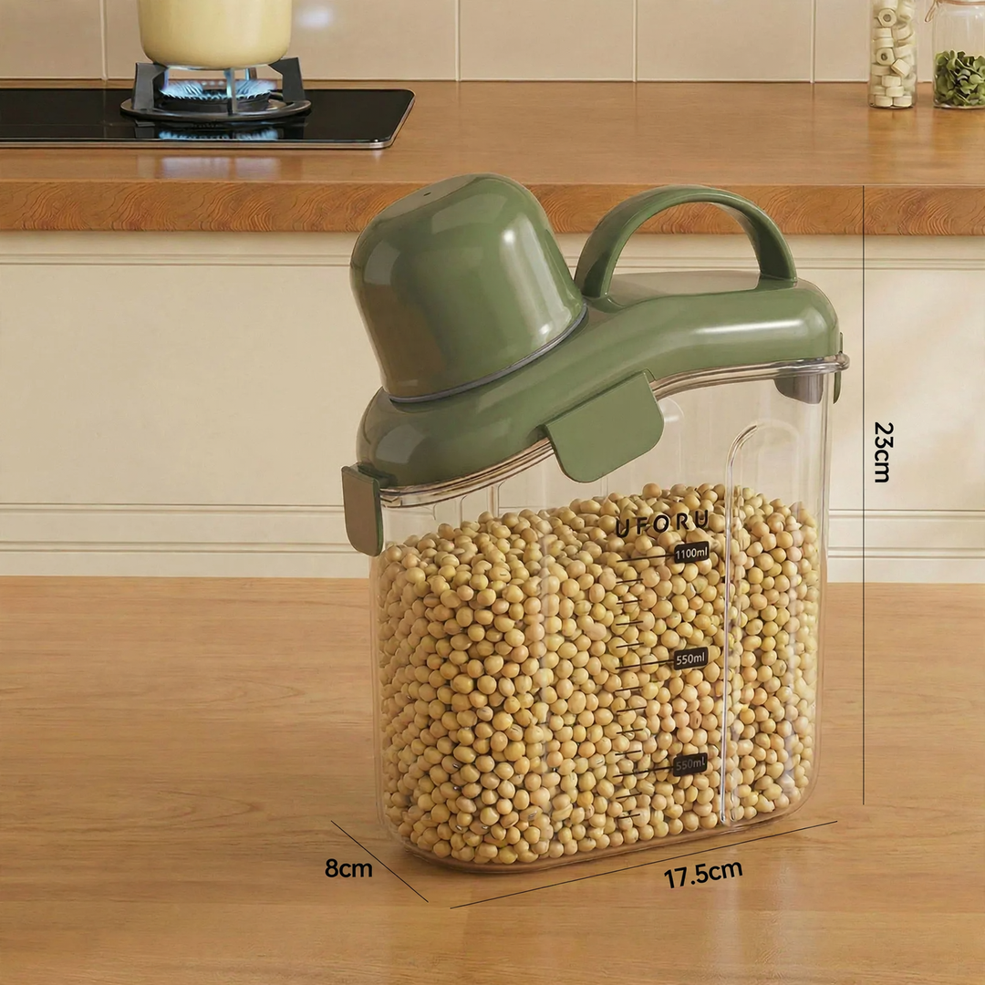 Portable storage container with lid, 2–3 liters, plastic