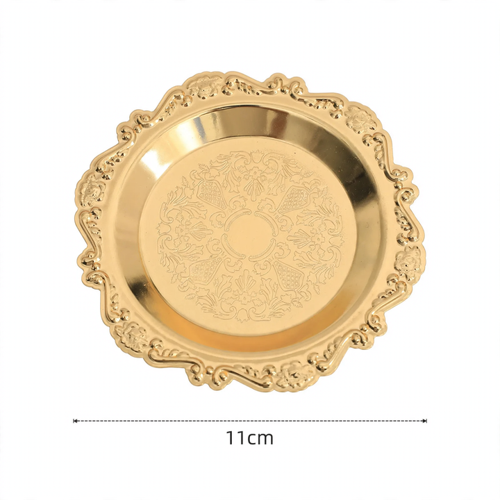 Decorative bowl with relief pattern, gold