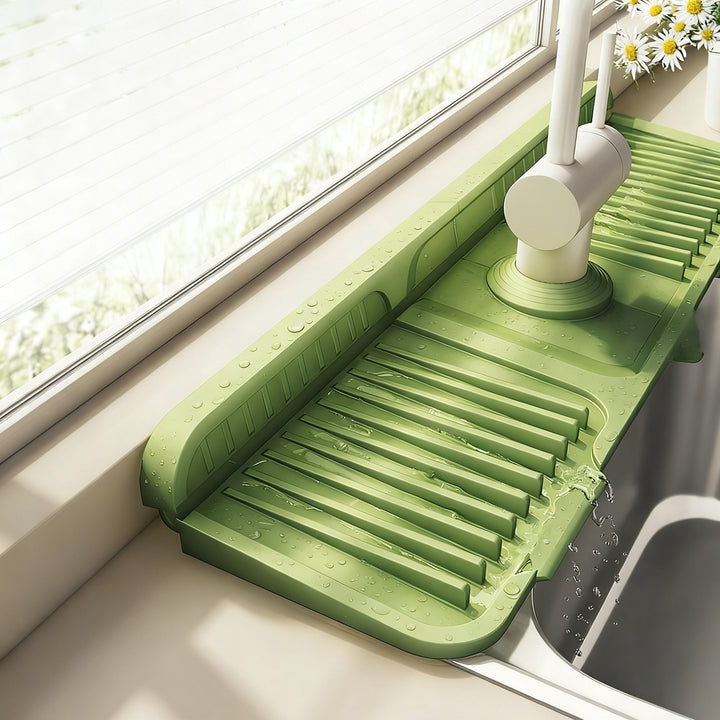 Silicone draining mat for faucet