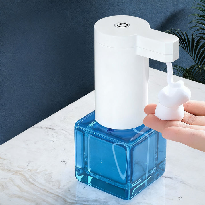 Automatic soap dispenser with sensor