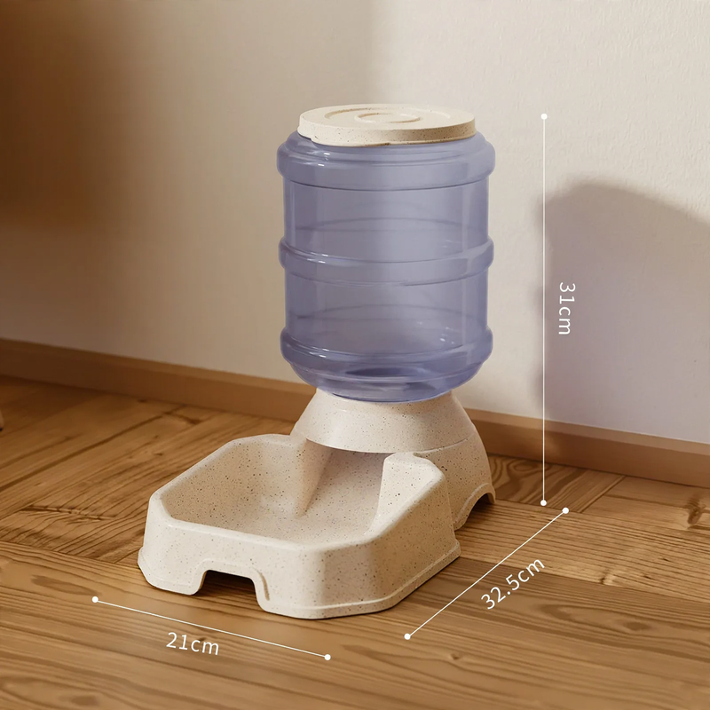 Pet feeding set with drinking bowl and food bowl