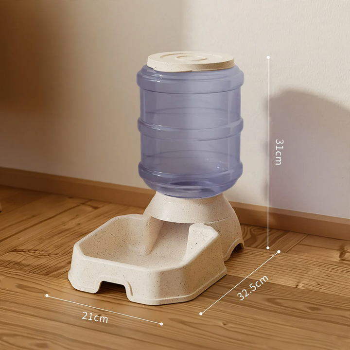 Pet feeding set with drinking bowl and food bowl