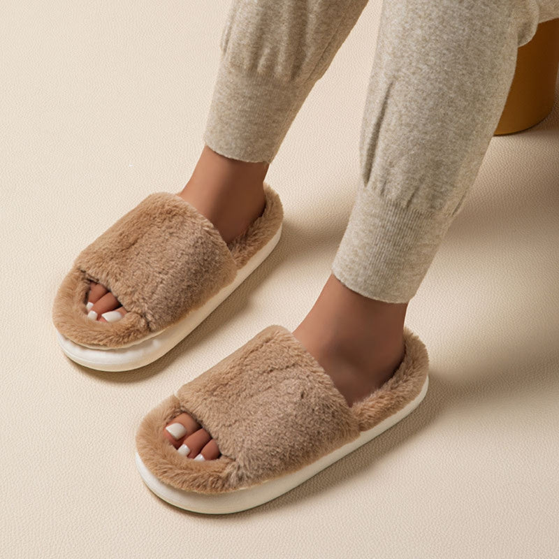 Cozy fur slides | Stornfield