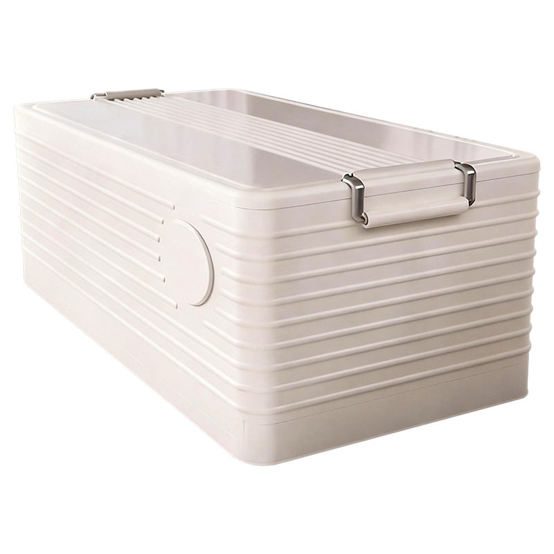 Plastic storage box with lid