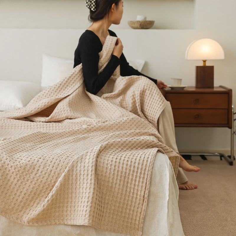 Cotton waffle piqué blanket, 100×150–200×230 cm