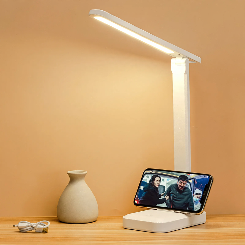 LED desk lamp with color temperature selection