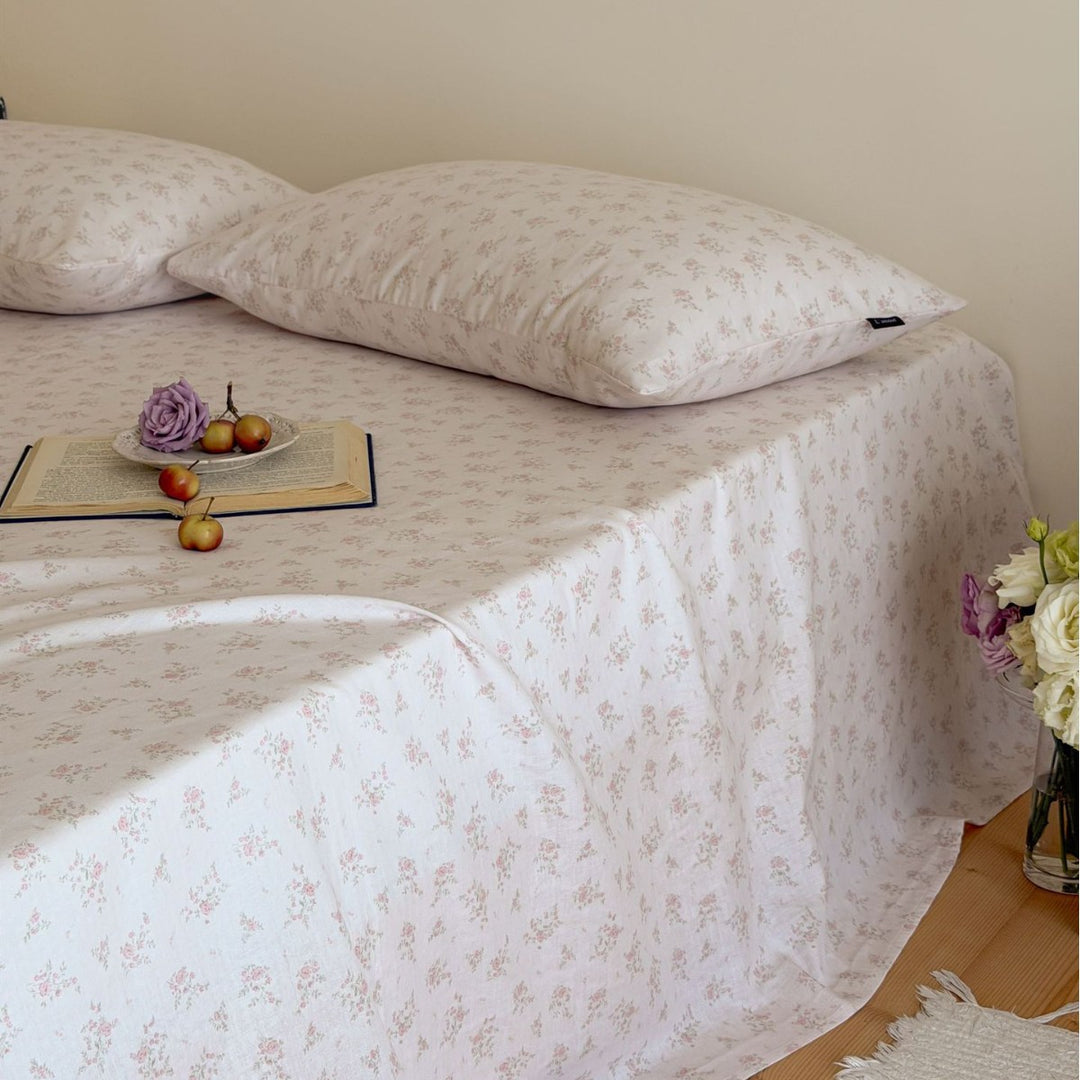 Cotton double gauze bed sheet with floral pattern