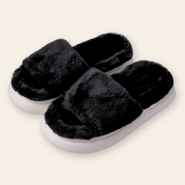 Cozy fur slides | Stornfield