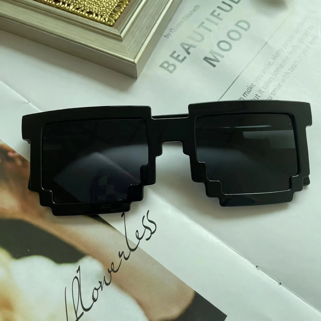 Pixel glasses with geometric pattern
