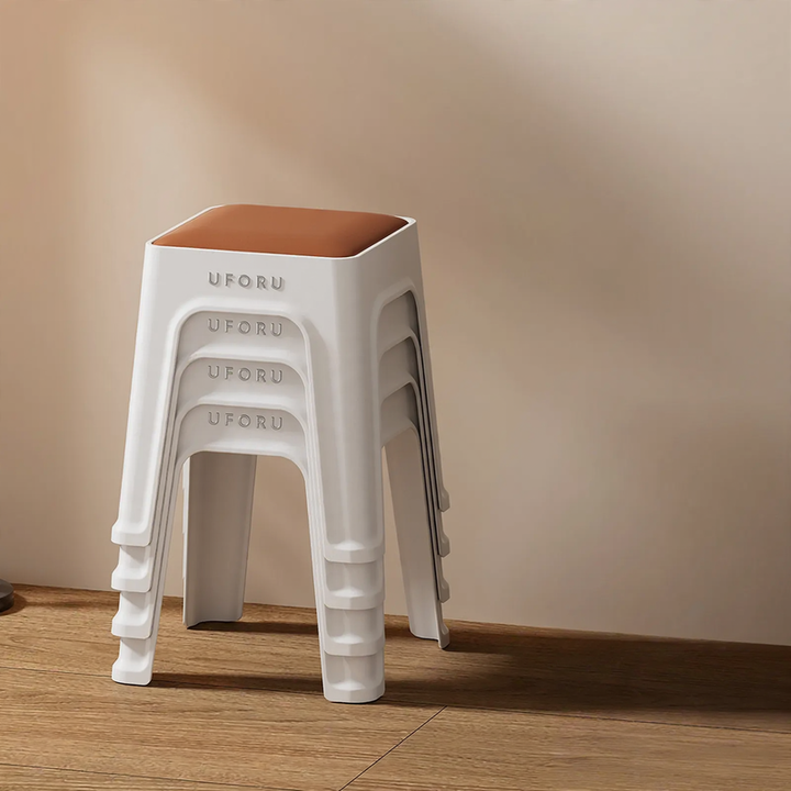 Plastic stacking stool, Model DA1408