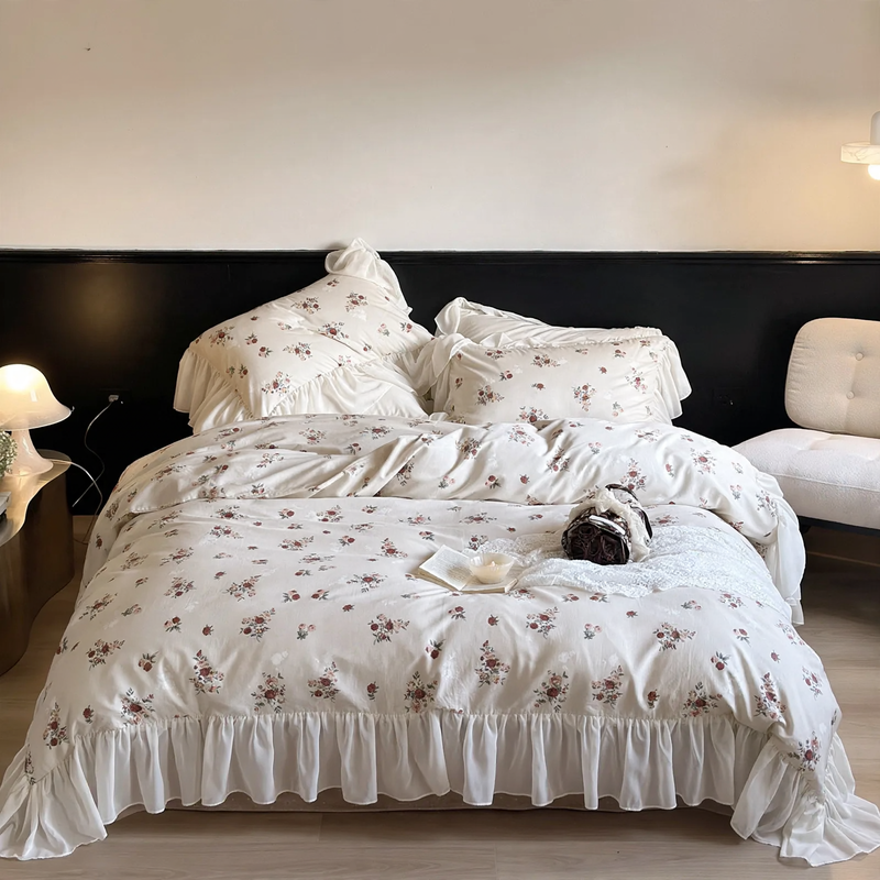 Cotton bedding set, vintage roses with lace