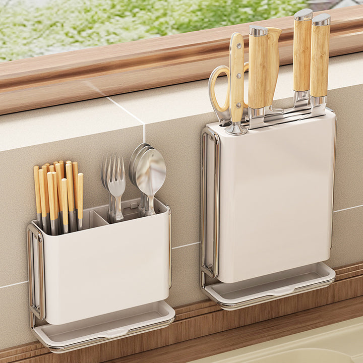Wall-mounted knife and cutlery shelf made of carbon steel