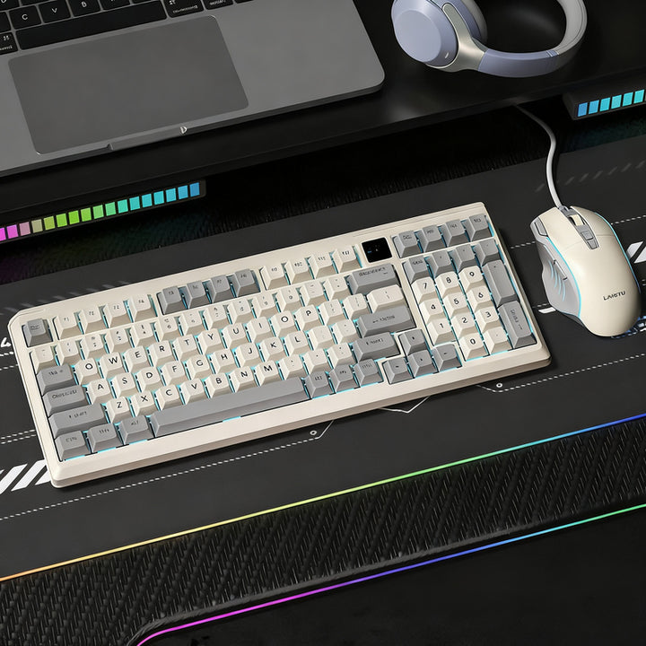 Mechanical gaming keyboard with lighting