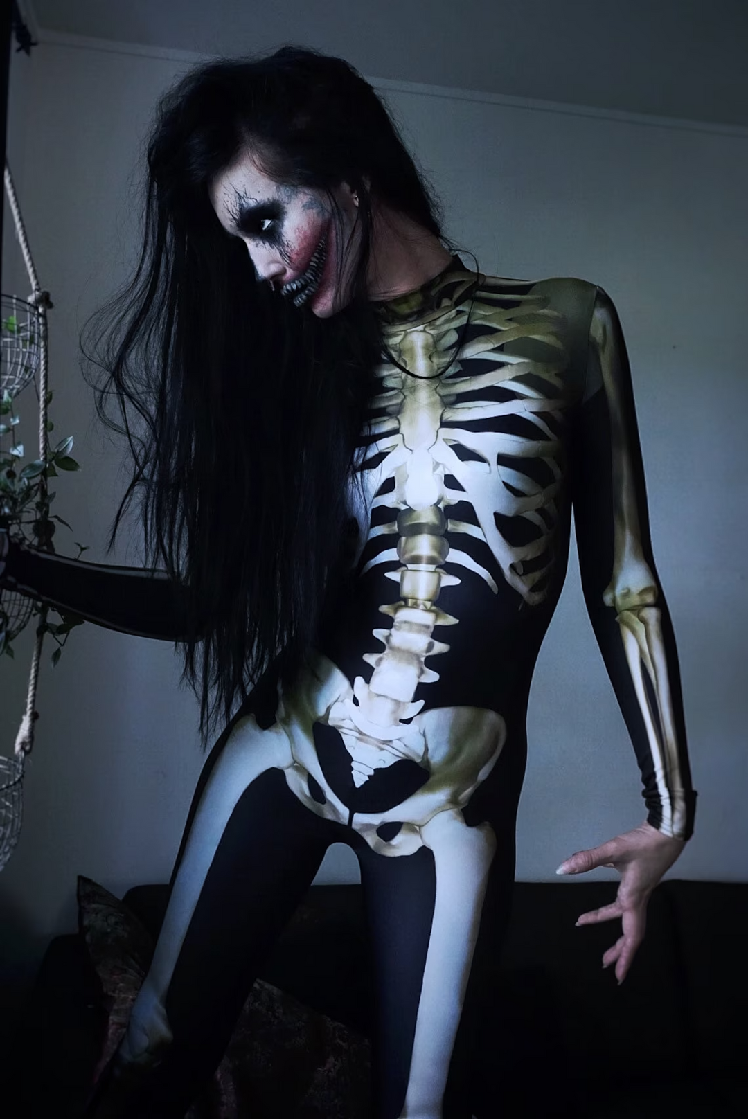Stornfield | GlowInTheDark BoneCurve Skeleton Costume