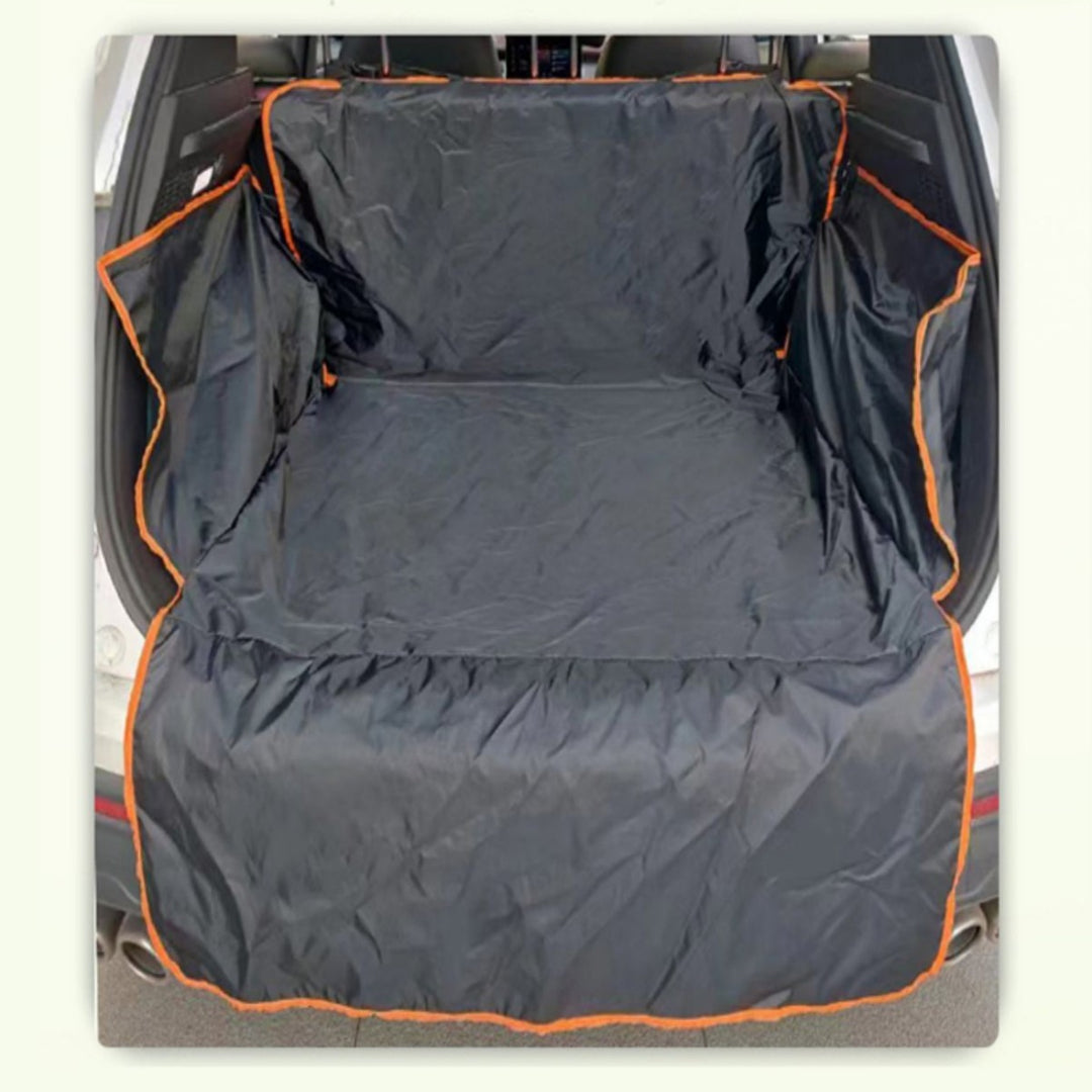 Trunk protection for pets, water-repellent