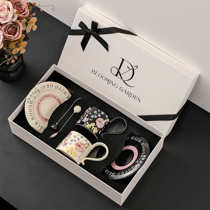 Ceramic coffee mug with floral pattern, 260 ml