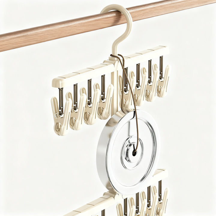 Foldable drying rack with clips
