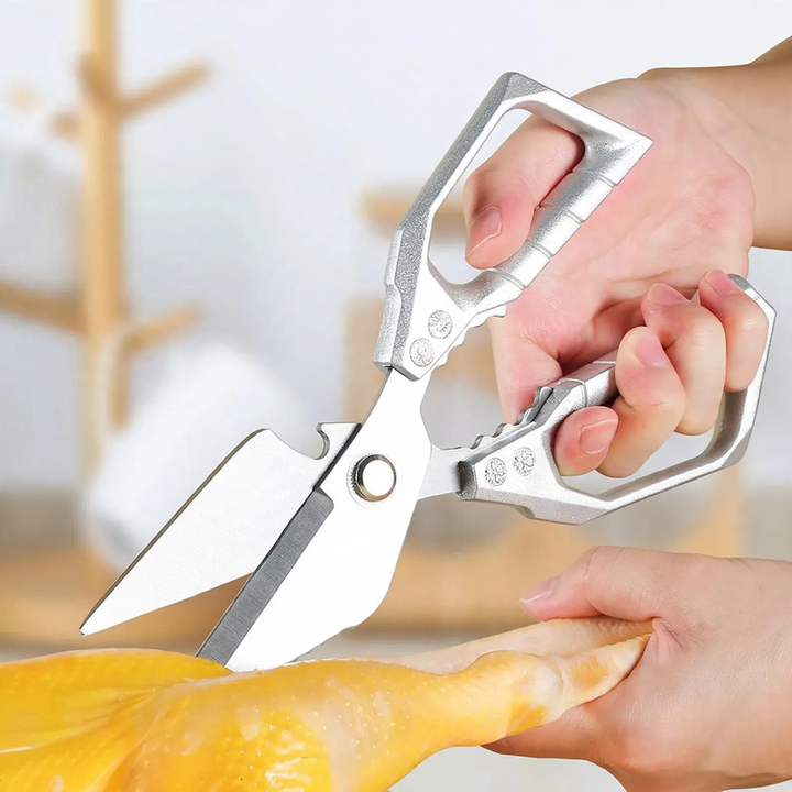 Kitchen scissors made of stainless steel