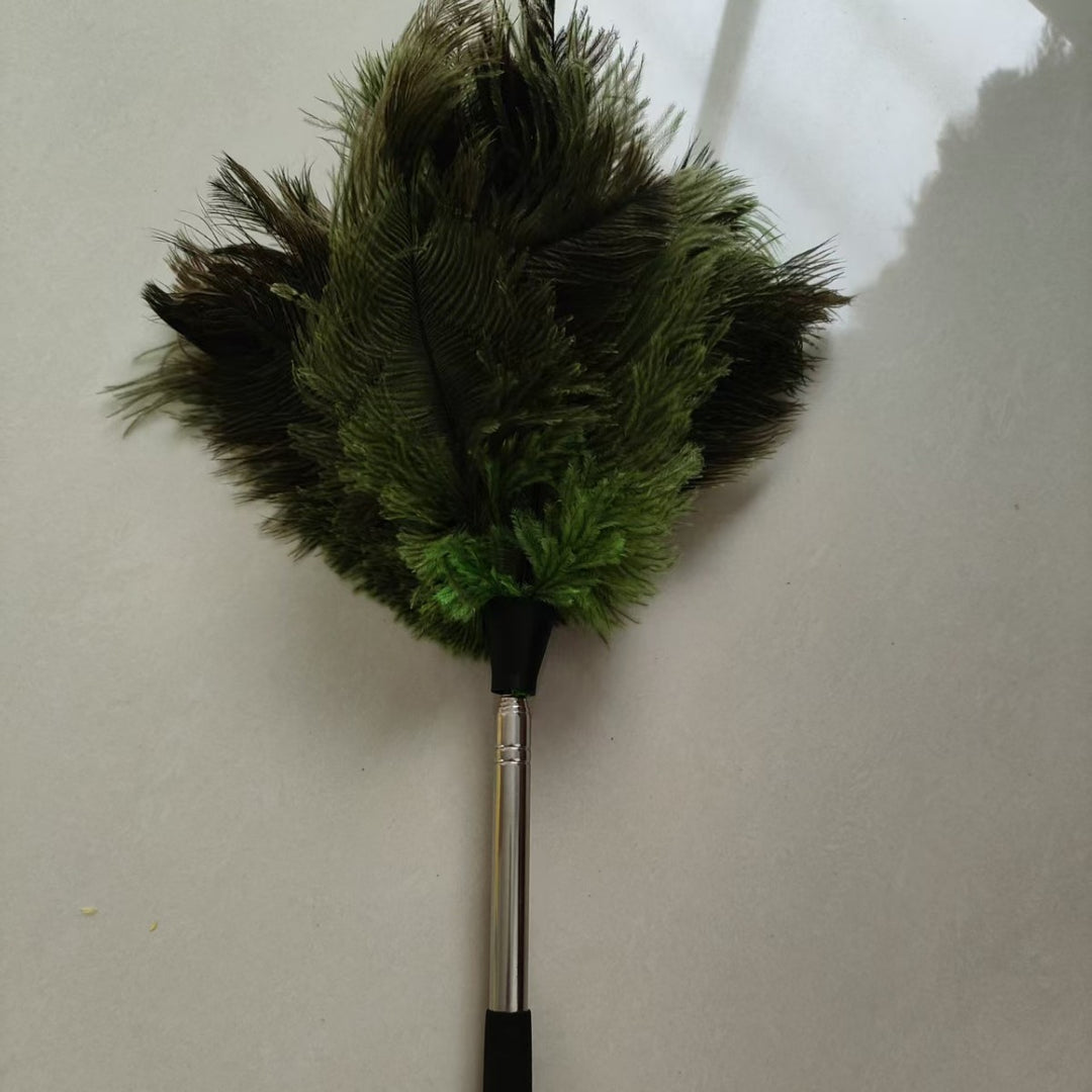 Extendable ostrich feather duster, 120 cm