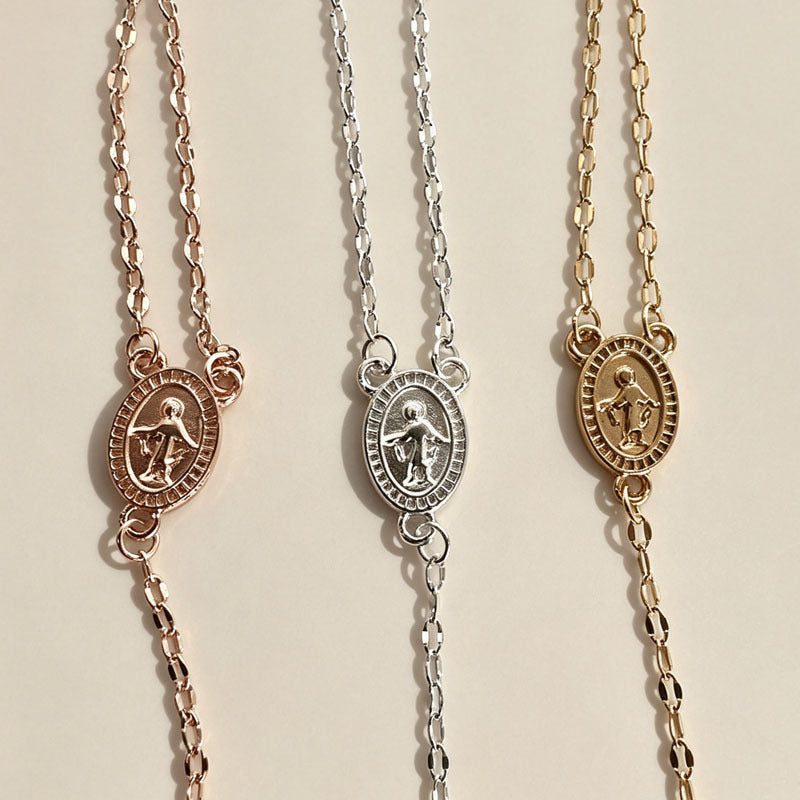 Alloy chain with large cross pendant