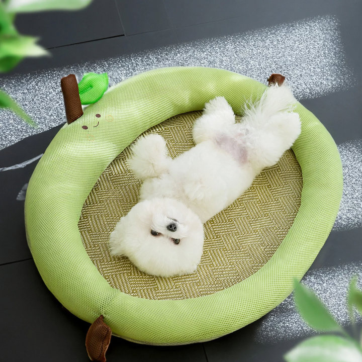 Breathable pet mat with backrest