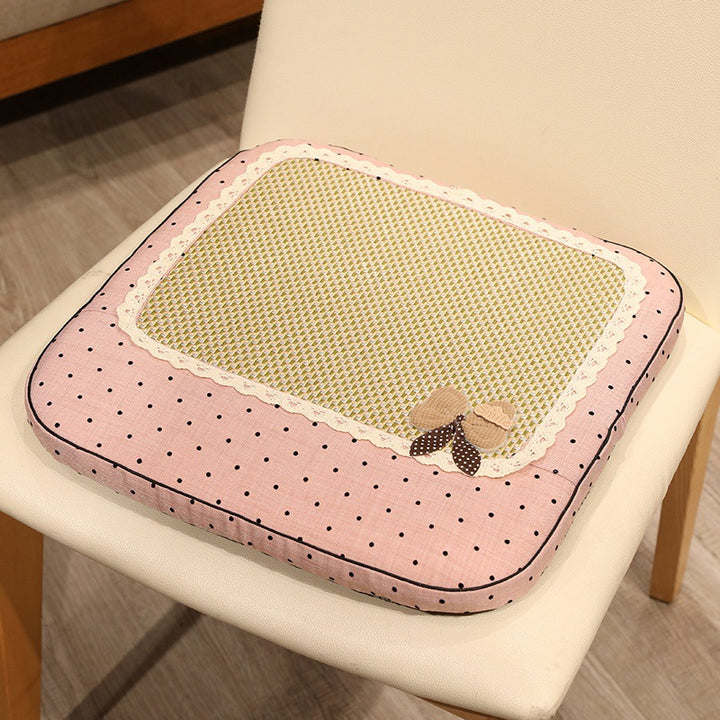 Summer seat cushion made of bamboo with lumbar support
