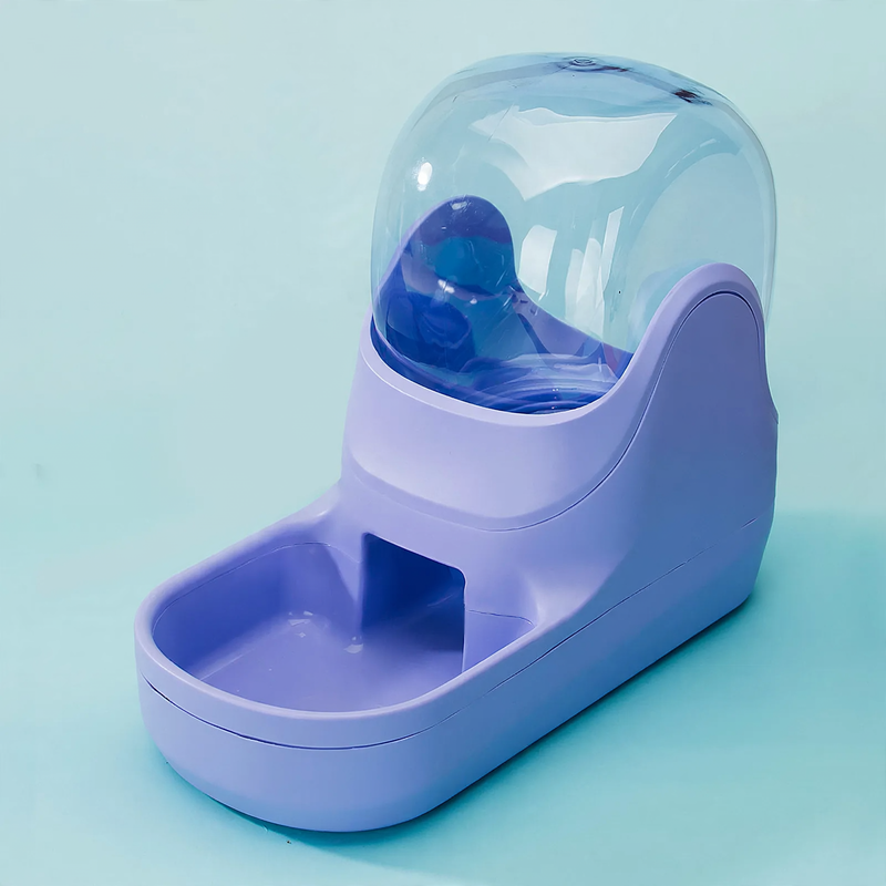 Plastic pet feeding set with water bowl and food bowl