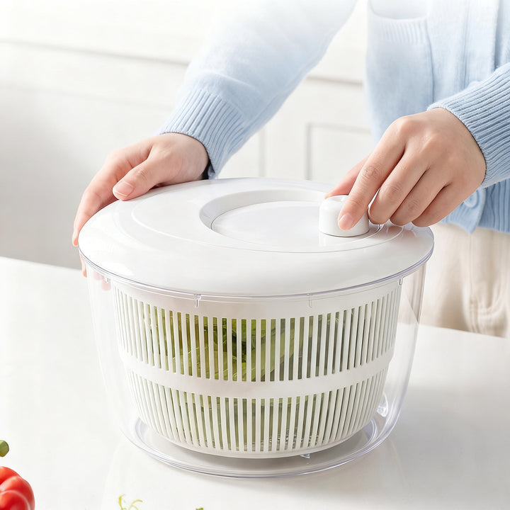 Vegetable salad spinner for salad and fruit