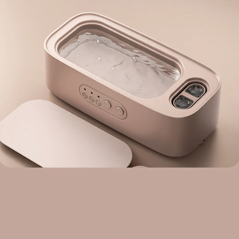 Double chamber ultrasonic cleaning device