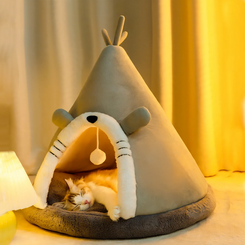 Tier bed with tent shape, usable all year round