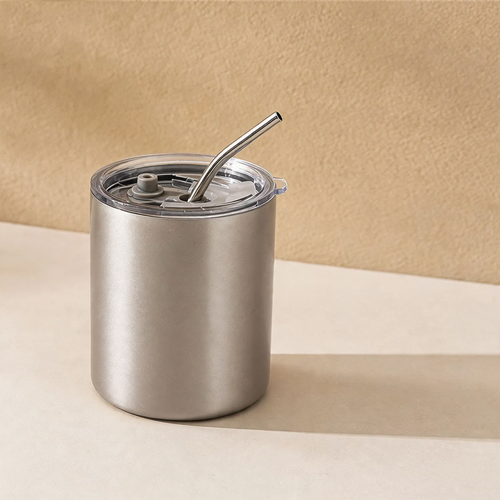 Insulated mug 350–600 ml with double wall and drinking lid