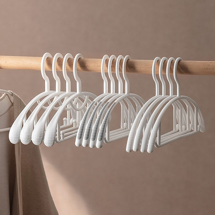 Plastic hangers, non-slip, shoulder-friendly