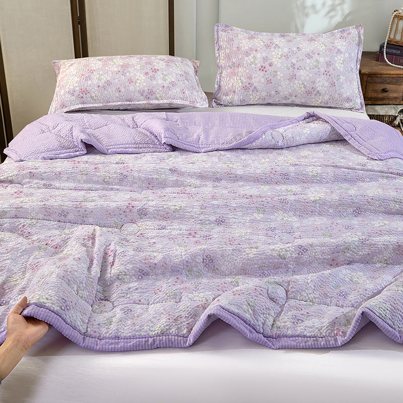 Polyester quilt, machine washable