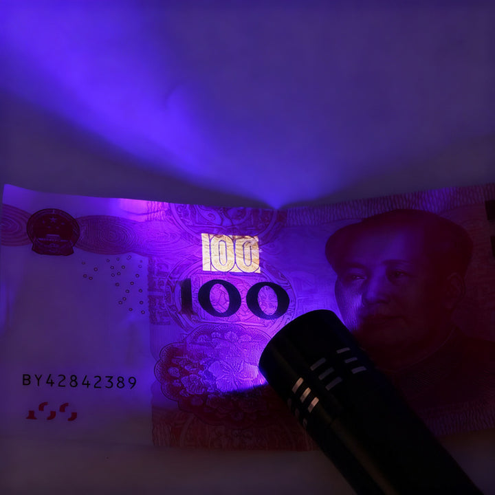 UV Flashlight with Aluminum Housing