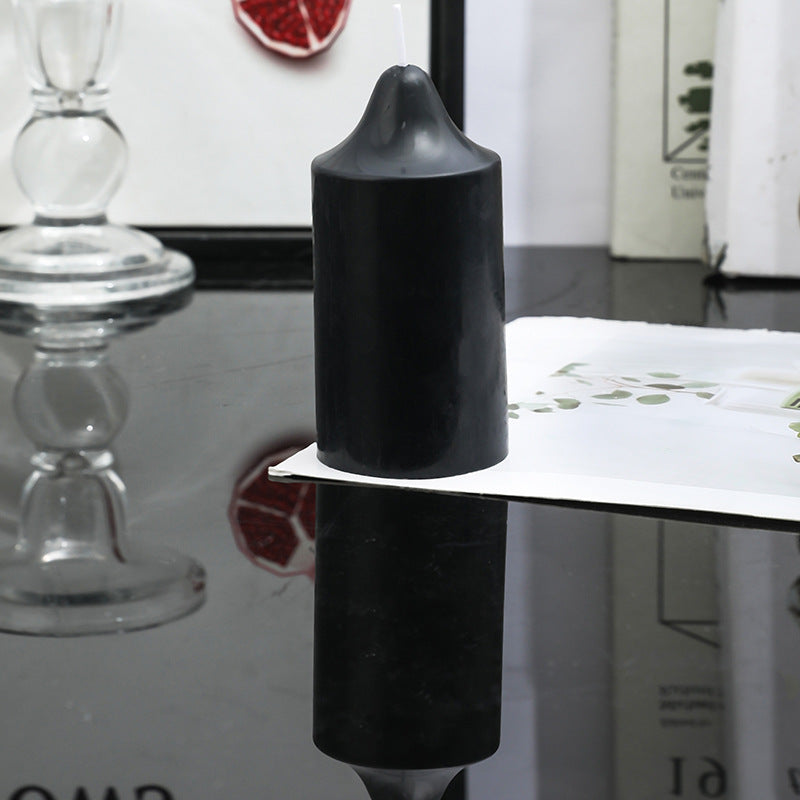 Black scented candle, cylinder with tip, 5×5 to 5×20 cm