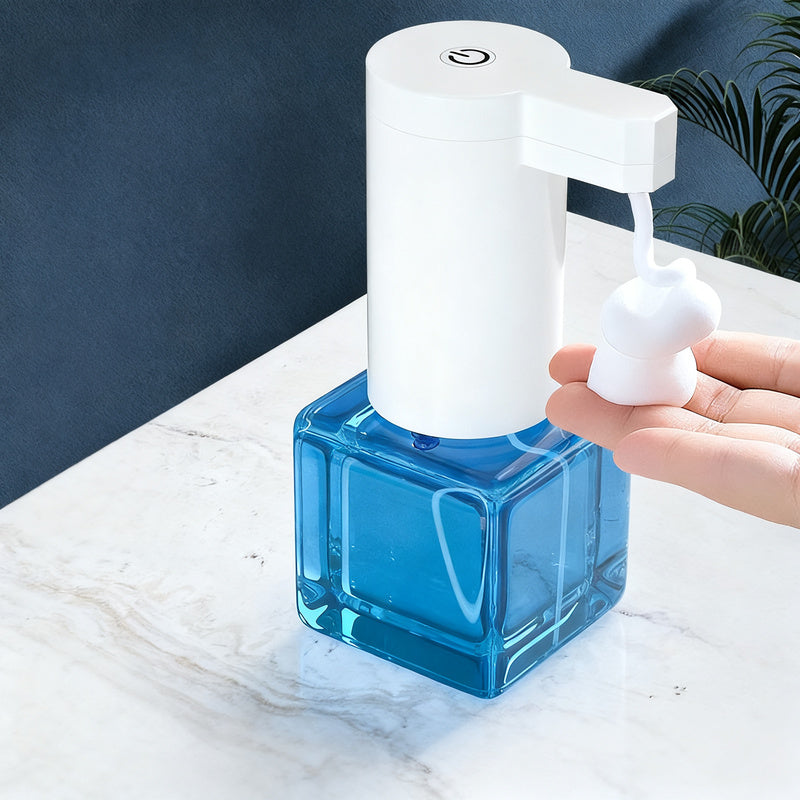 Automatic soap dispenser with sensor