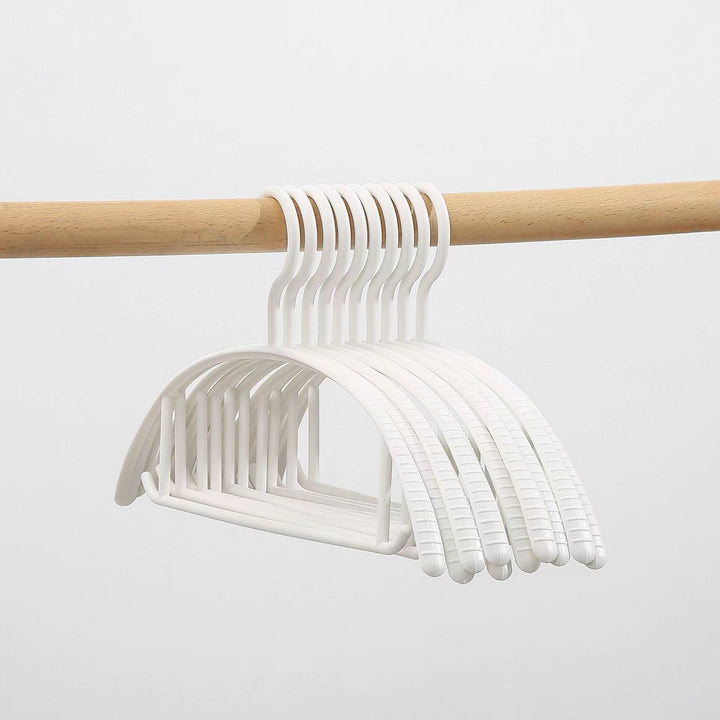Plastic Clothes Hanger FAY, non-slip