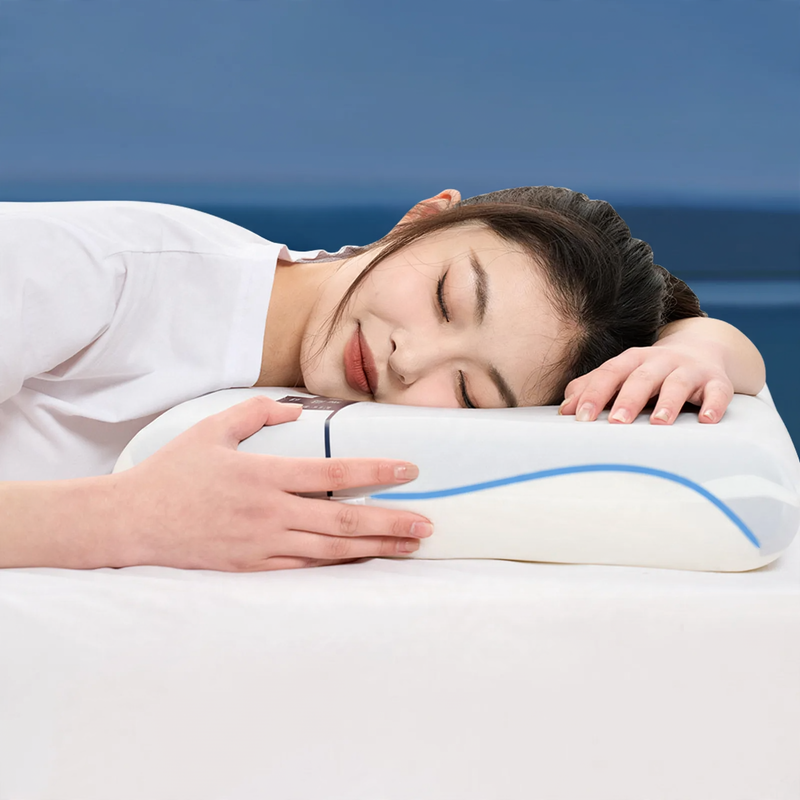 Memory foam neck support pillow
