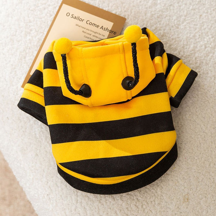 Sweatshirt for dogs and cats with bee motif