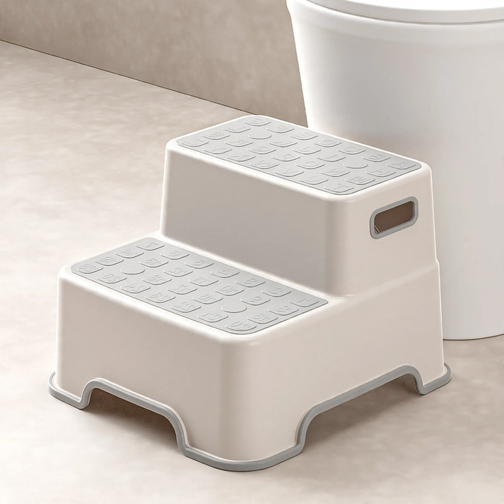 Baby potty made of plastic, several colors