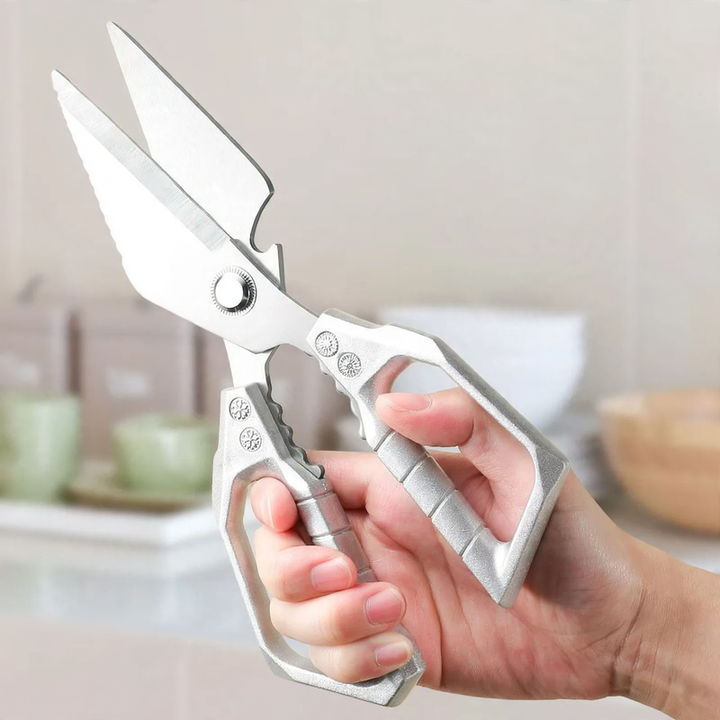 Kitchen scissors made of stainless steel