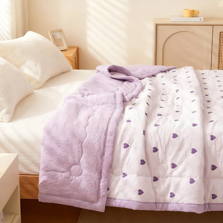 Polyester quilt, machine washable