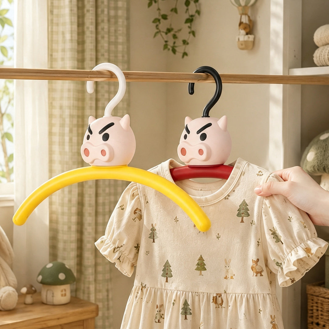 Pig-shaped coat hanger, curved, non-slip
